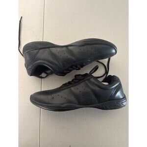 Landhiker Cheer Cheerleading Shoes Womens 38 7.5 All Black Lightweight Athletic